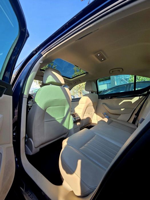 Škoda Superb Laurin & Klement 2.0 TDI 200 к.с. 4x4 DSG – Първи собственик | Пълна сервизна история | Перфектно състояние