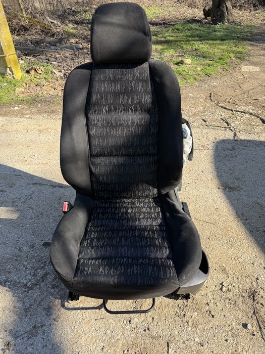 Седалка за Peugeot 3007