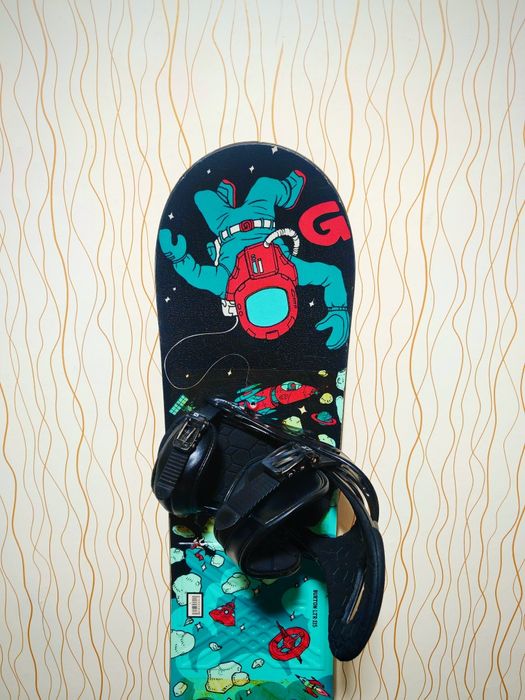 Placa snowboard Burton  115 cm + legaturi Burton XS-S