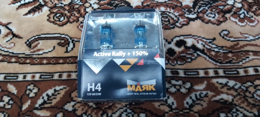 Продам новые фарные лампочки