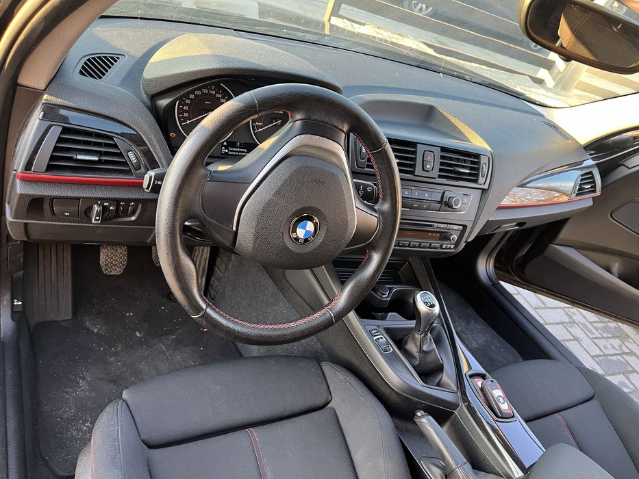 Bmw 114i 1.6 benzina model sport