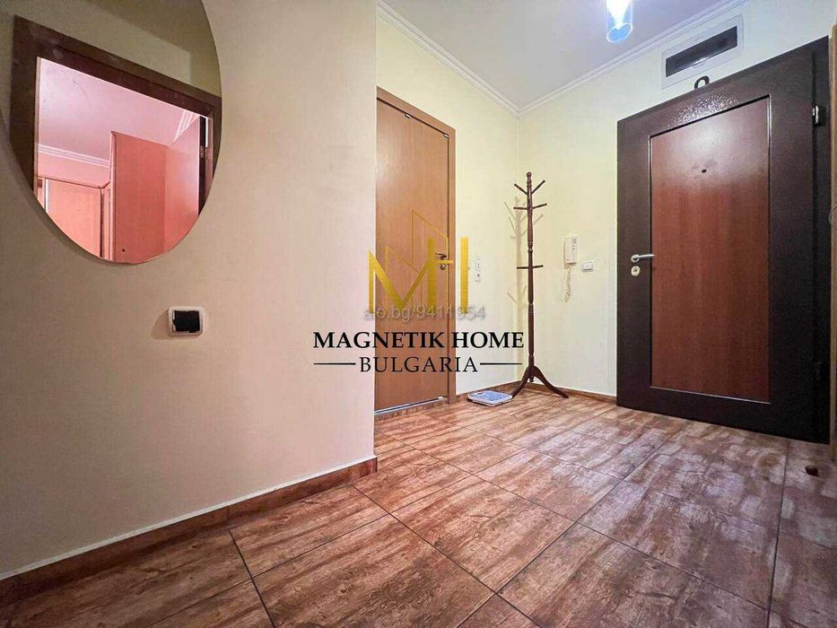 Приветлив двустаен апартамент до ”Руската гимназия” и морската градина