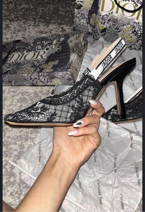 Pantofi Dior pe comanda