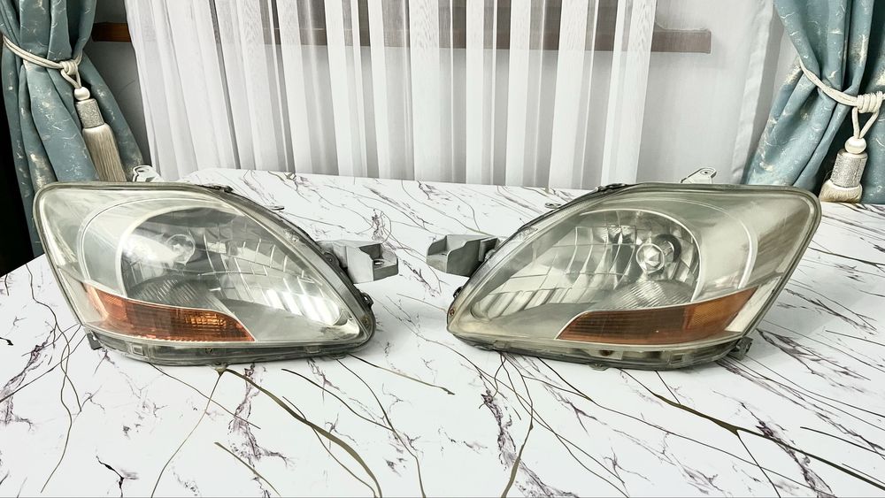 Фары Toyota Yaris (оригинал) — тойота ярис