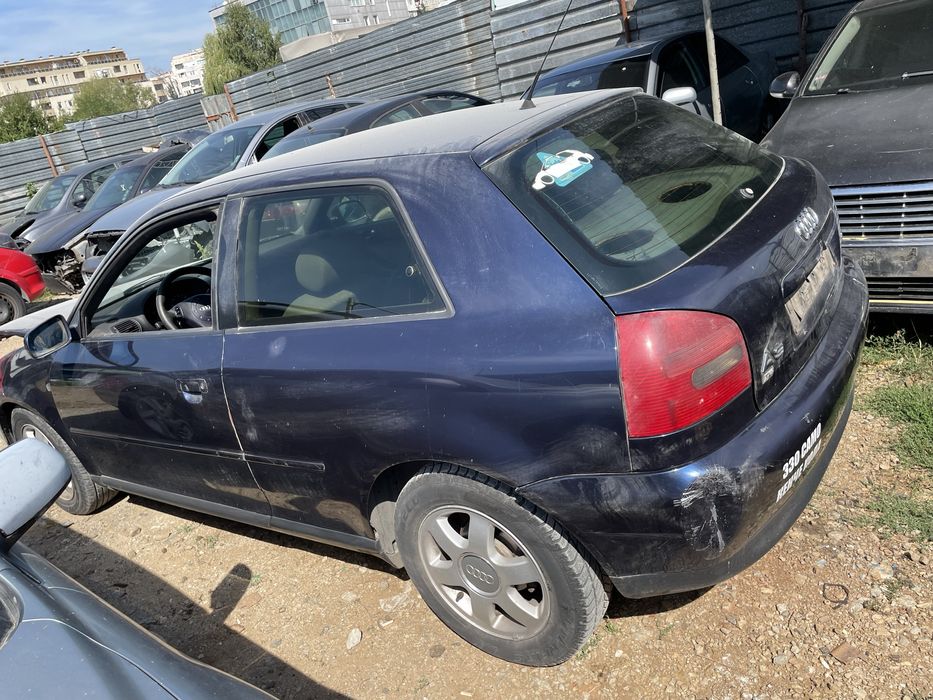 Ауди А38Л 1.6 101к.с На Части