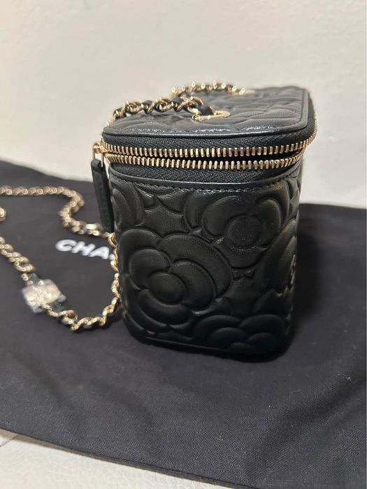 Сумка Chanel Camellia 21S