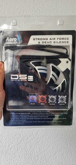 Set 2 ventilatoare PC Aerocool DS (Dead Silence) 140mm White - Cu ambalaj original