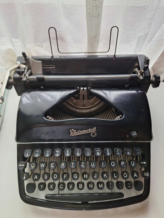 Mașină de scris Rheinmetall