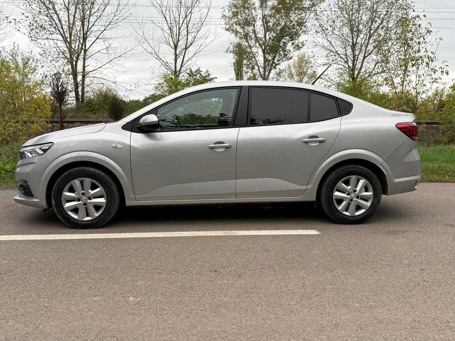 Vând Dacia Logan 2021