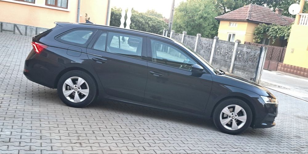 SKODA Octavia 2021 — imagine 3