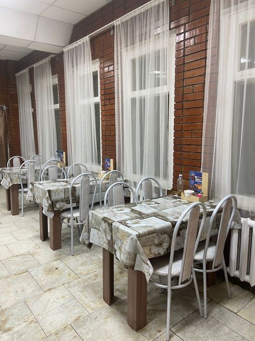 Продам столы со стульми