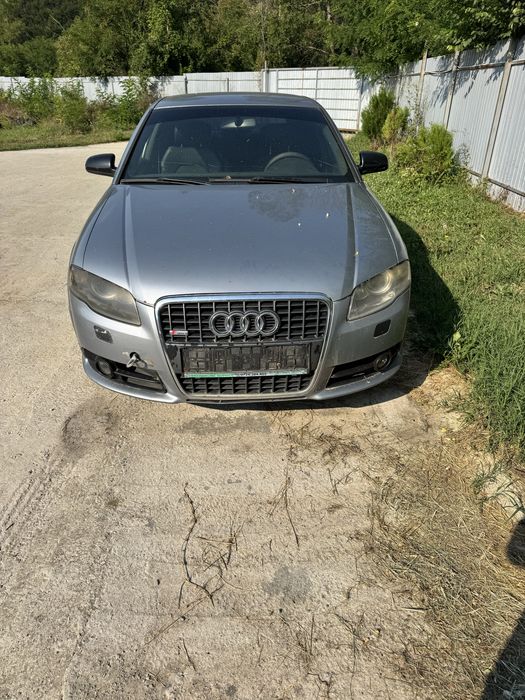 Dezmembrez Audi a4 2.0 quattro 170