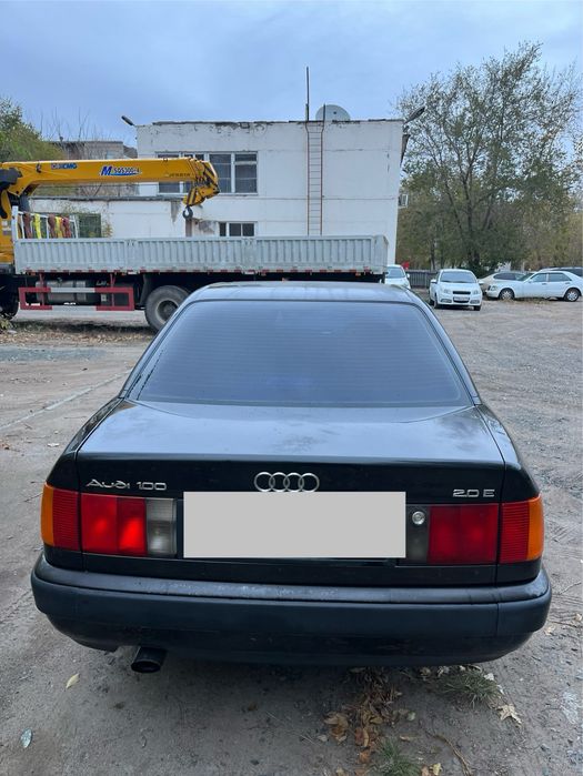 Продам Audi 100c4 2.0