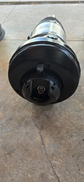 Преден амортисьор с въздушно окачване Audi Q7 4M/Bentley Bentayga