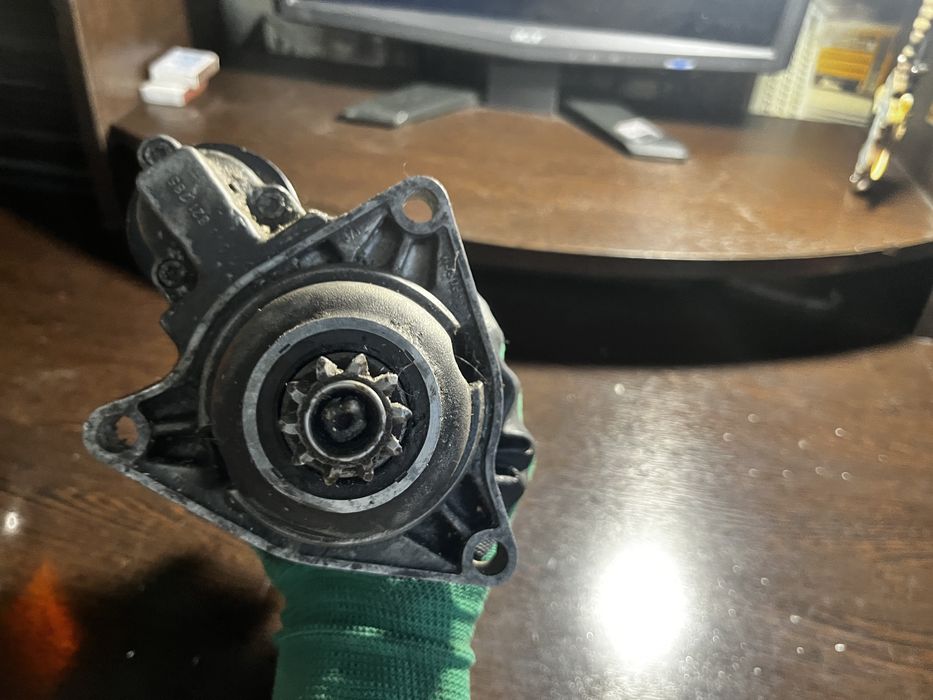 Стартер на фолксваген Т4 (бензин)