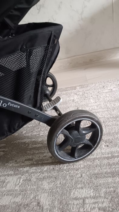 Детская коляска в отличном состоянии.