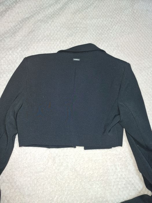 Късо страхотно сакоGUESS