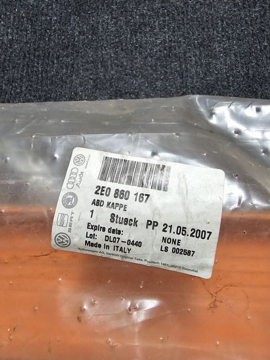 capac bena nou original volkswagen crafter 2006 - 2011

cod oe: 2e0 86