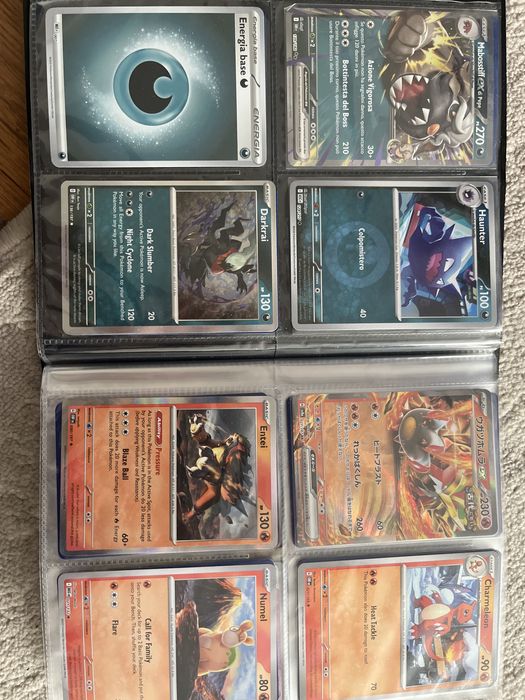 Carti pokemon si binder