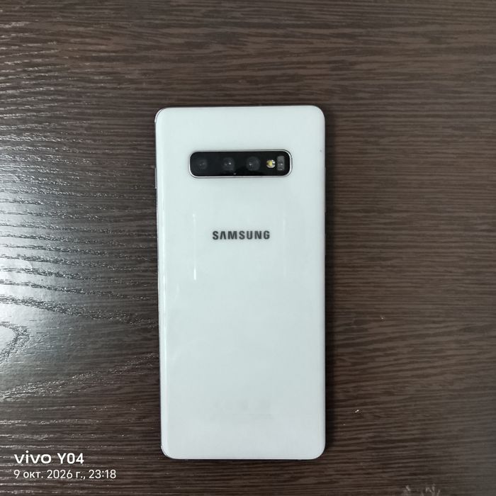 Продам Самсунг с10+
