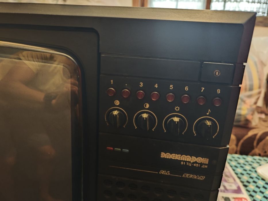 Телевизор Електрон 51 ТЦ 451 ДИ