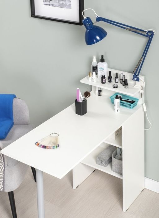 Продам маникюрный стол новый