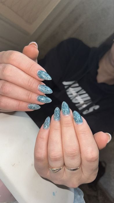 Маникюр с покрытием  от 2000