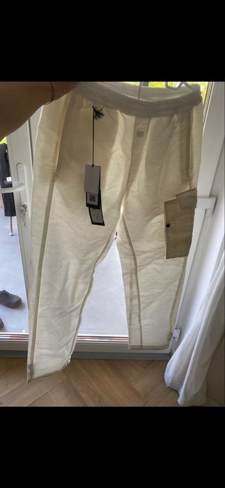 Pantaloni C.P Company  marimea 48