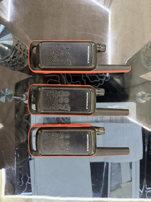 Продам рация Motorola T82