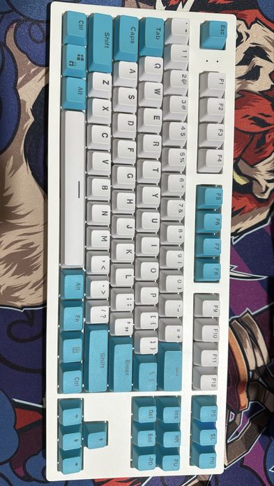 Продаю механическую клавиатуру FL CMMK mk870
