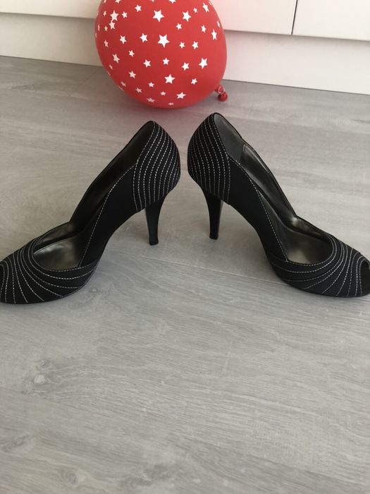 Pantofi pumps Calvin Klein mar. 39