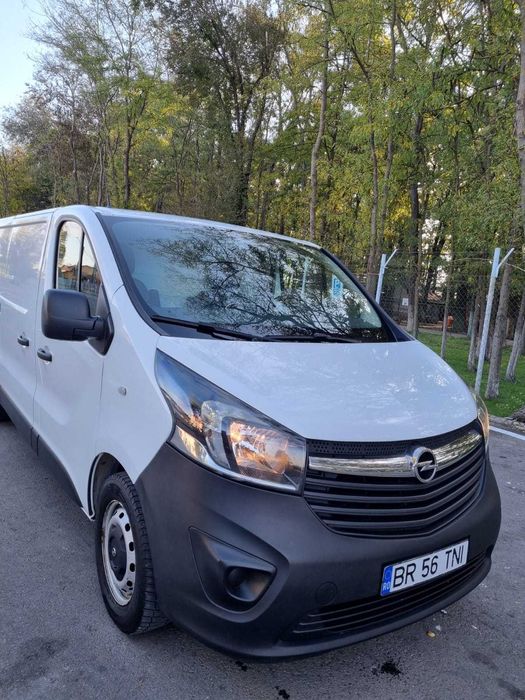 Opel vivaro 2019 vand sau schimb cu autoturism