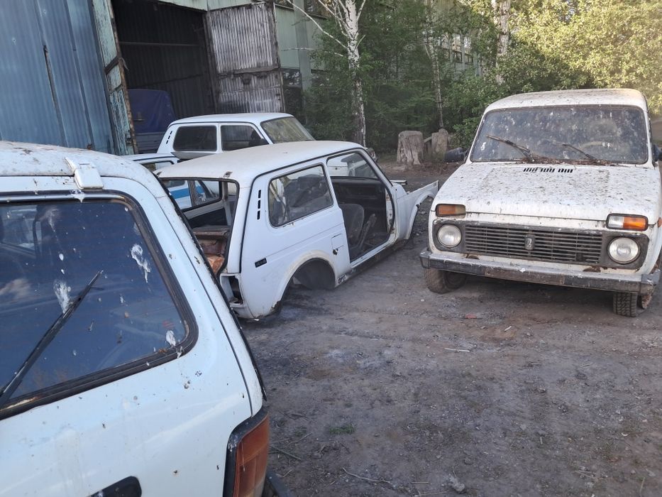 Нива на разбор 2121