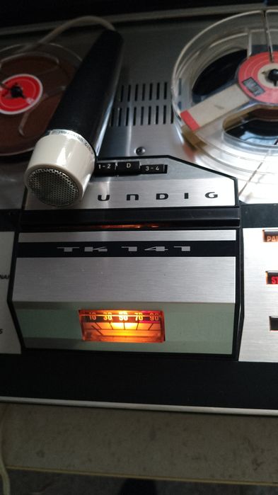 Radio  Hitachi și Tk 32 &tk141