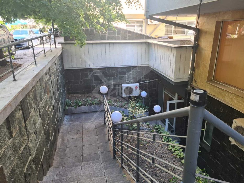 Продава се Заведение в София, Лозенец - 190 кв.м за 1053 €/кв.м - Снимка #9