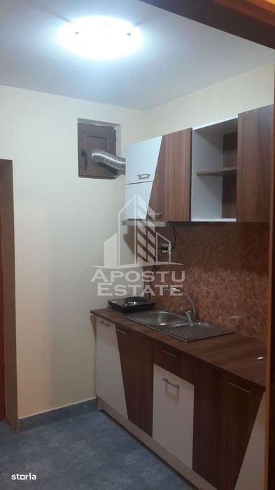 Garsoniera cu bucatarie separata, de vanzare, Lipovei, Timisoara