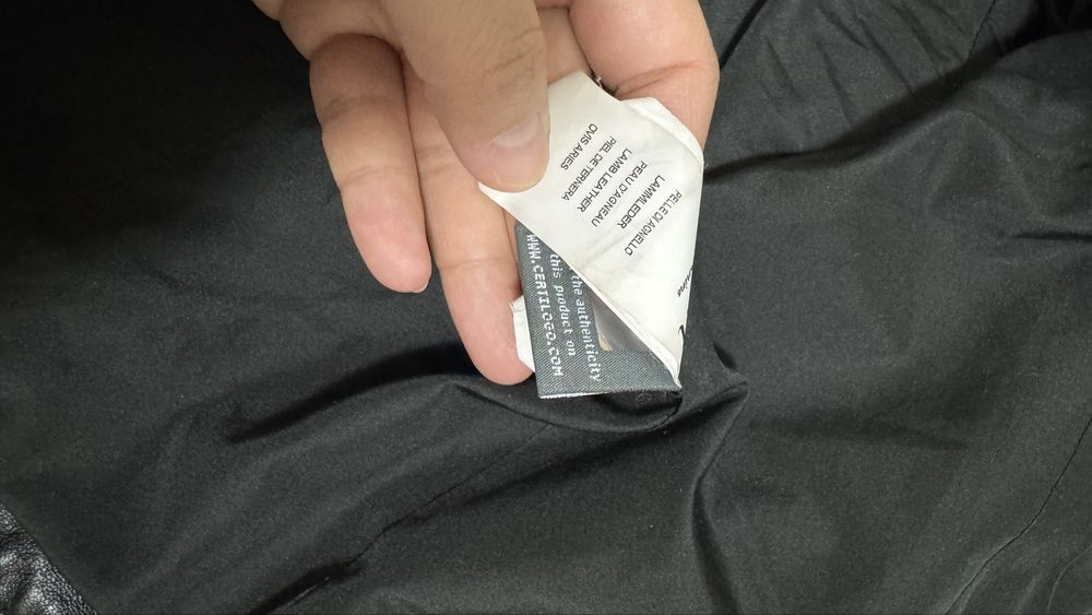 Кожанка бренда Blumarine