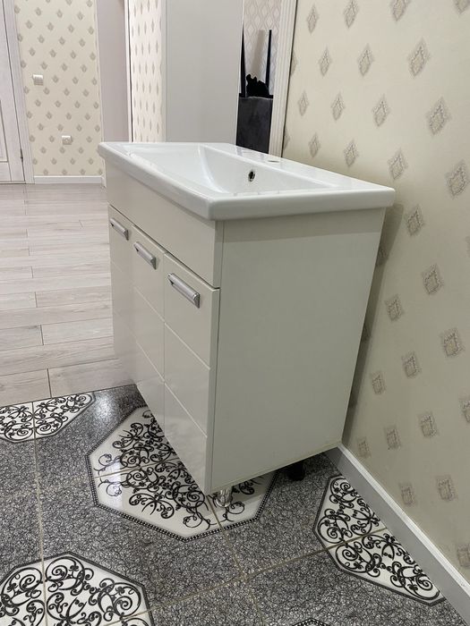 Тумба в ванную комнату