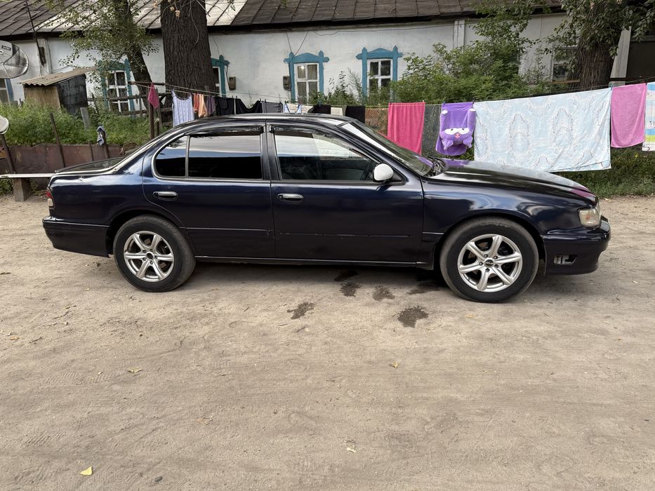 продам Nissan sefira