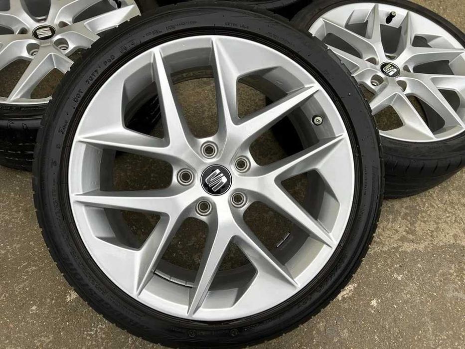 лети джанти 7.5J x 18 ; 5/112 ; ET 51 (Skoda Seat VW) с нови летни гуми 225/45 Viking Protech Newgen