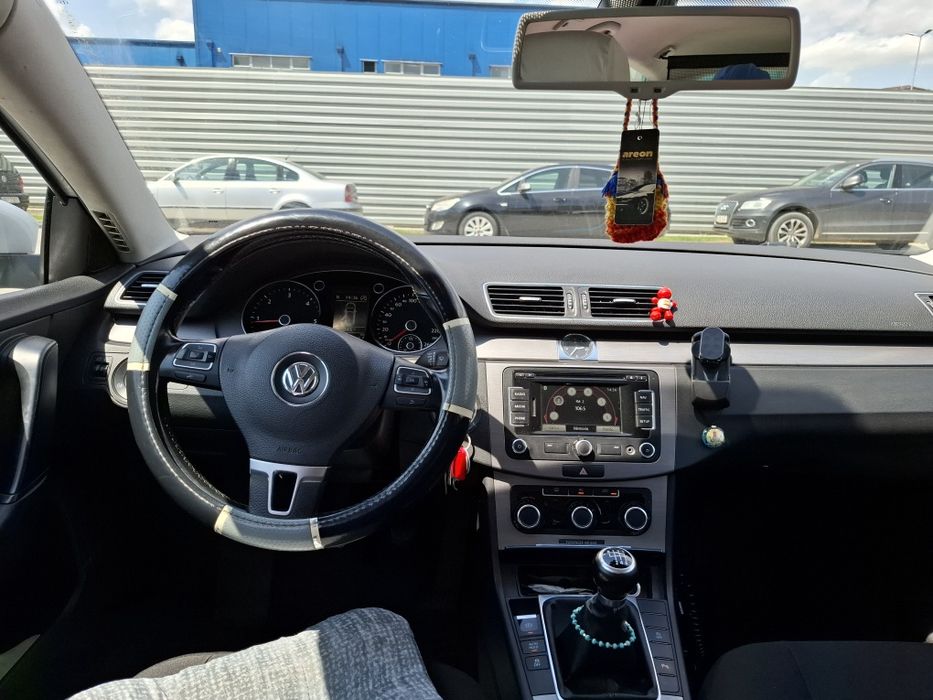 VOLKSWAGEN Passat 2012 — imagine 5