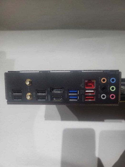 Gigabyte z790 S wifi Ddr4