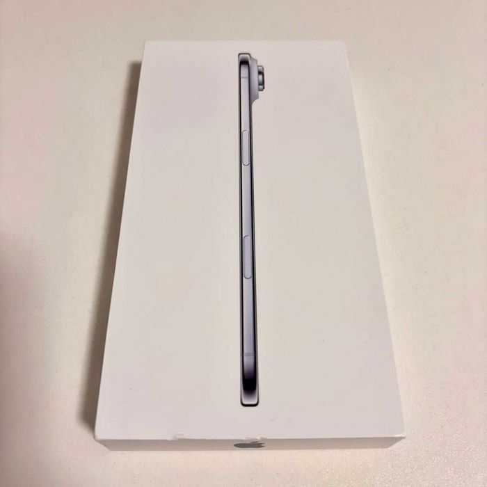 iPhone Air 256 Sky Blue