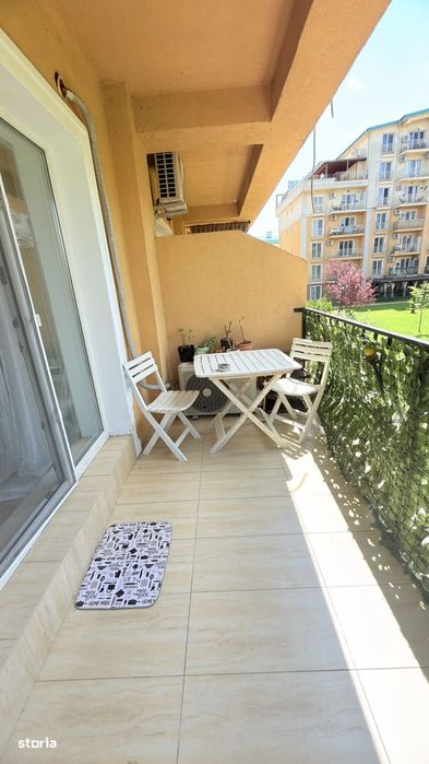 Apartament 2 camere, mobilat/utilat, vedere la piscina,în Cosmopolis !