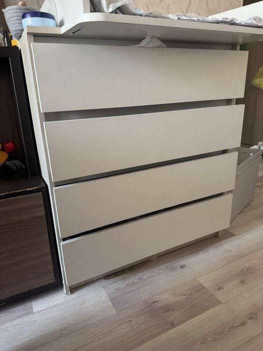 Продам комод в хорошем состояние