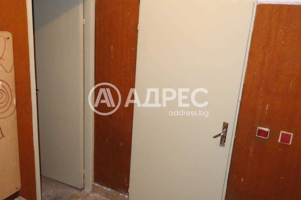 Двустаен  разширен апартамент в централата част на ж.к. Орел