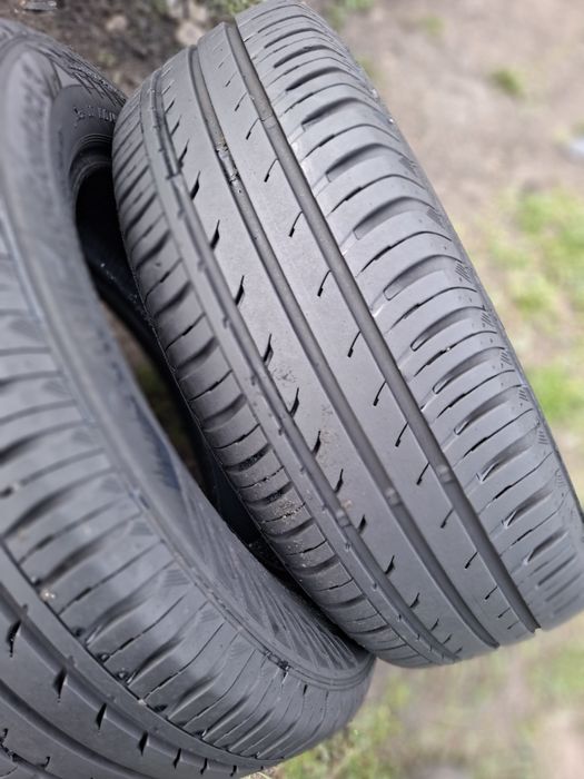 Vand 2 sau 4 anvelope 185 65 15 continetnal vara 2 yokohama