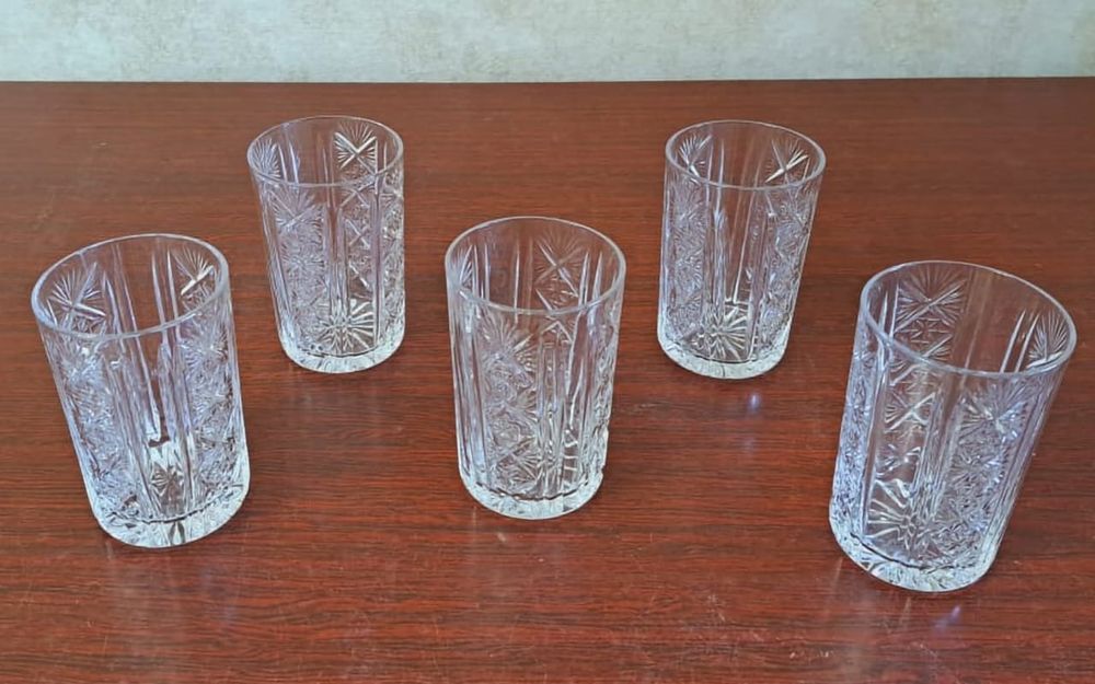 Набор хрустальных стаканов