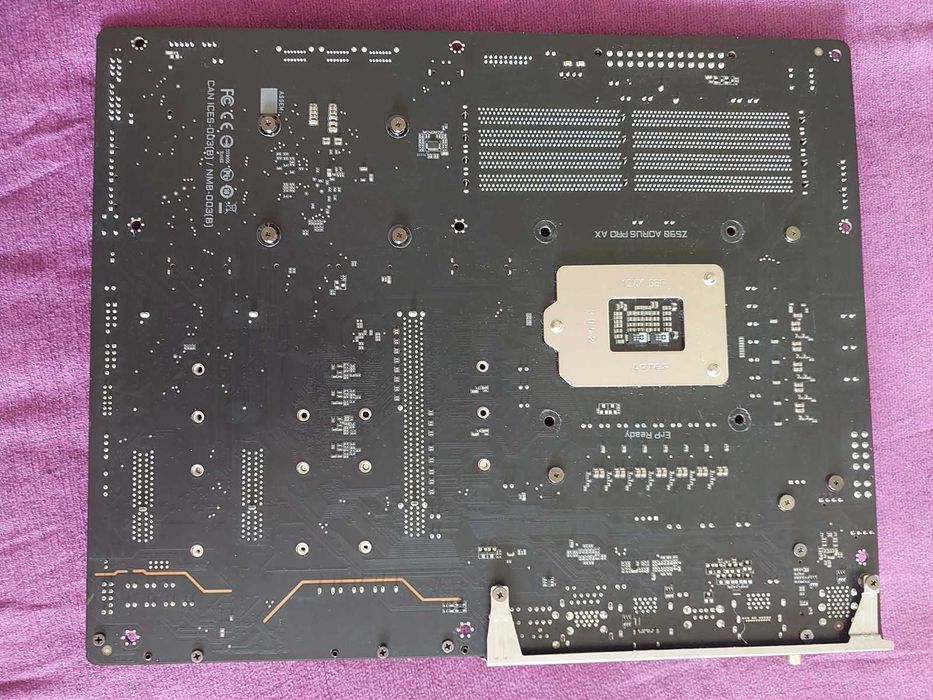 Gigabyte Z590 Aorus Pro AX Wi-Fi