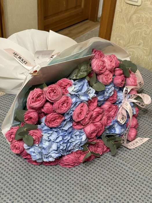 Свежие пышные букеты